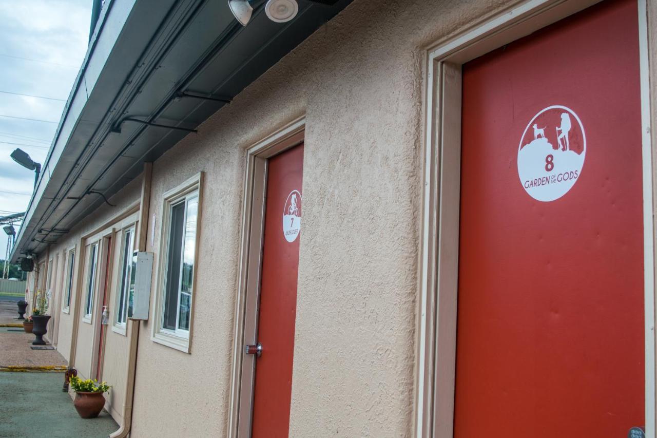 Rad Hostel Colorado Springs Bagian luar foto