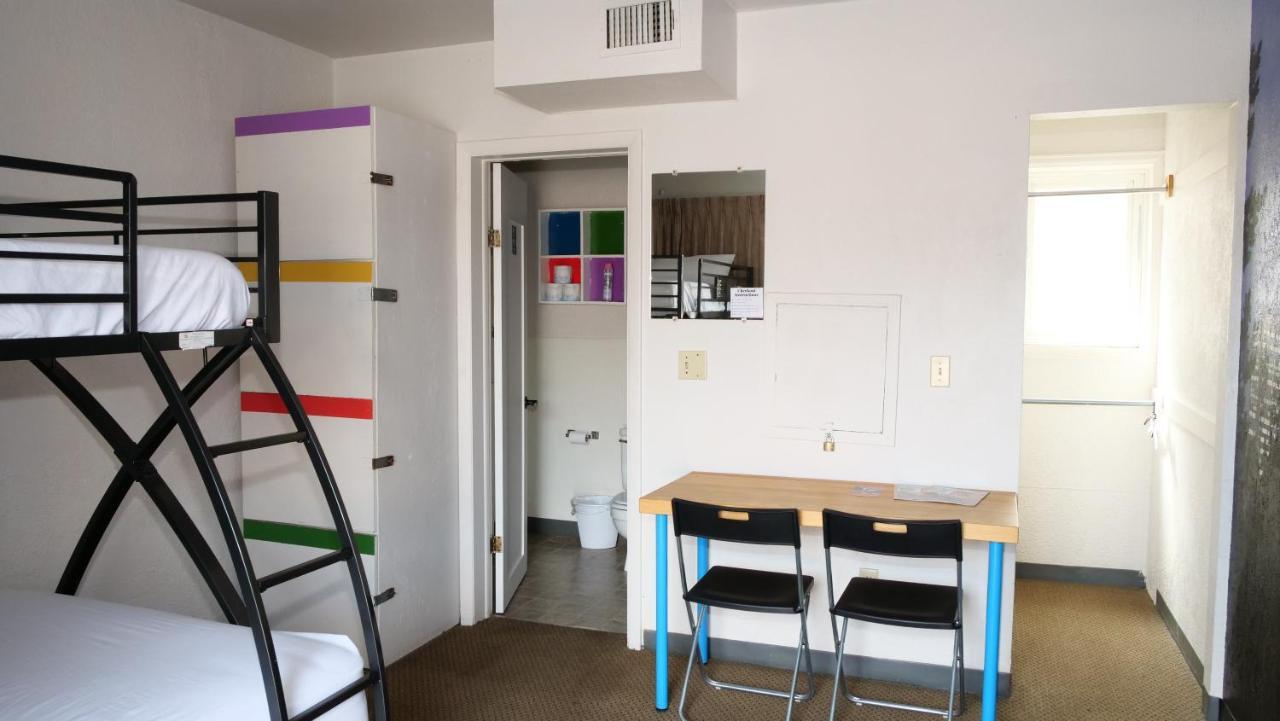 Rad Hostel Colorado Springs Bagian luar foto