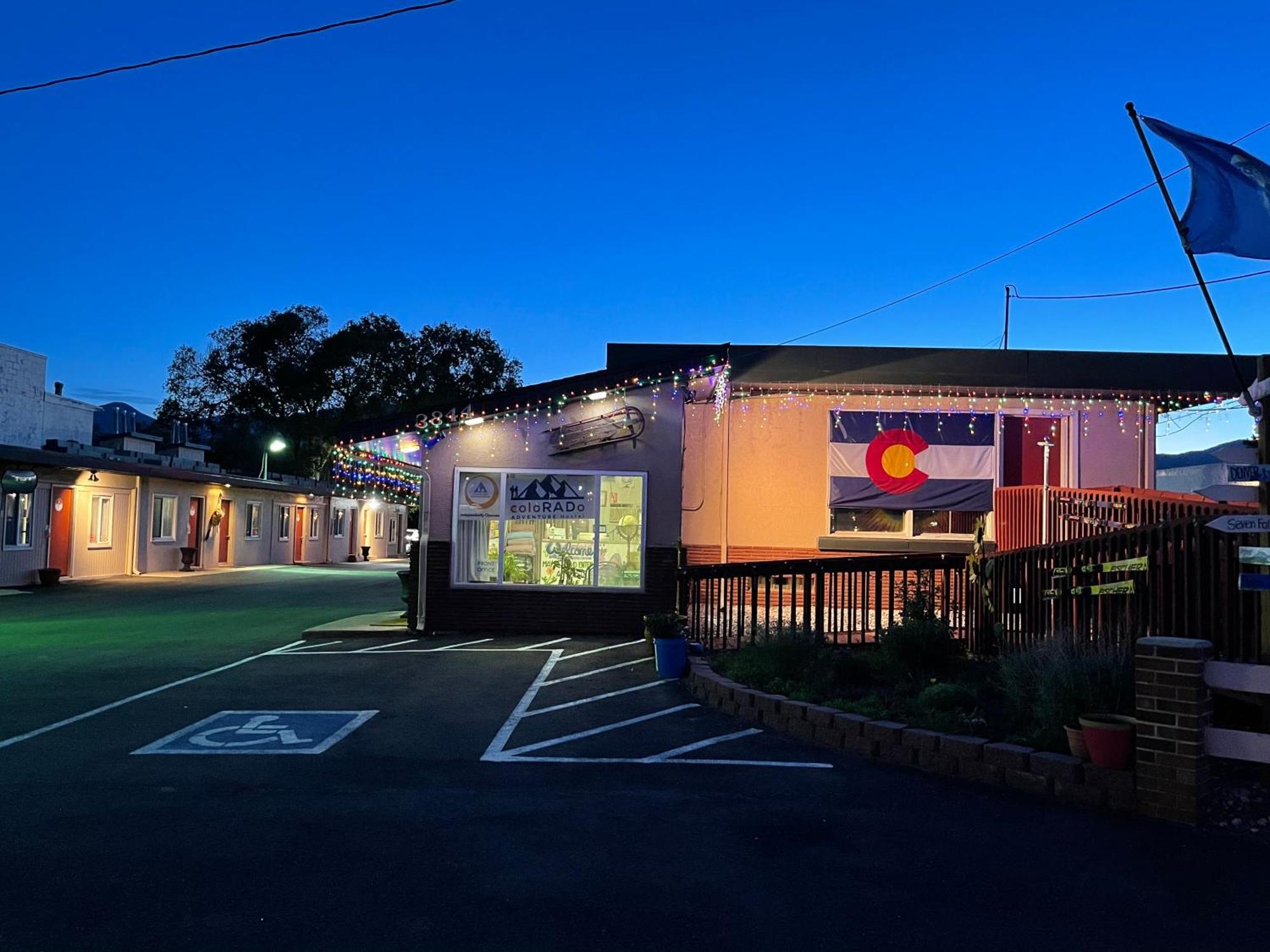 Rad Hostel Colorado Springs Bagian luar foto