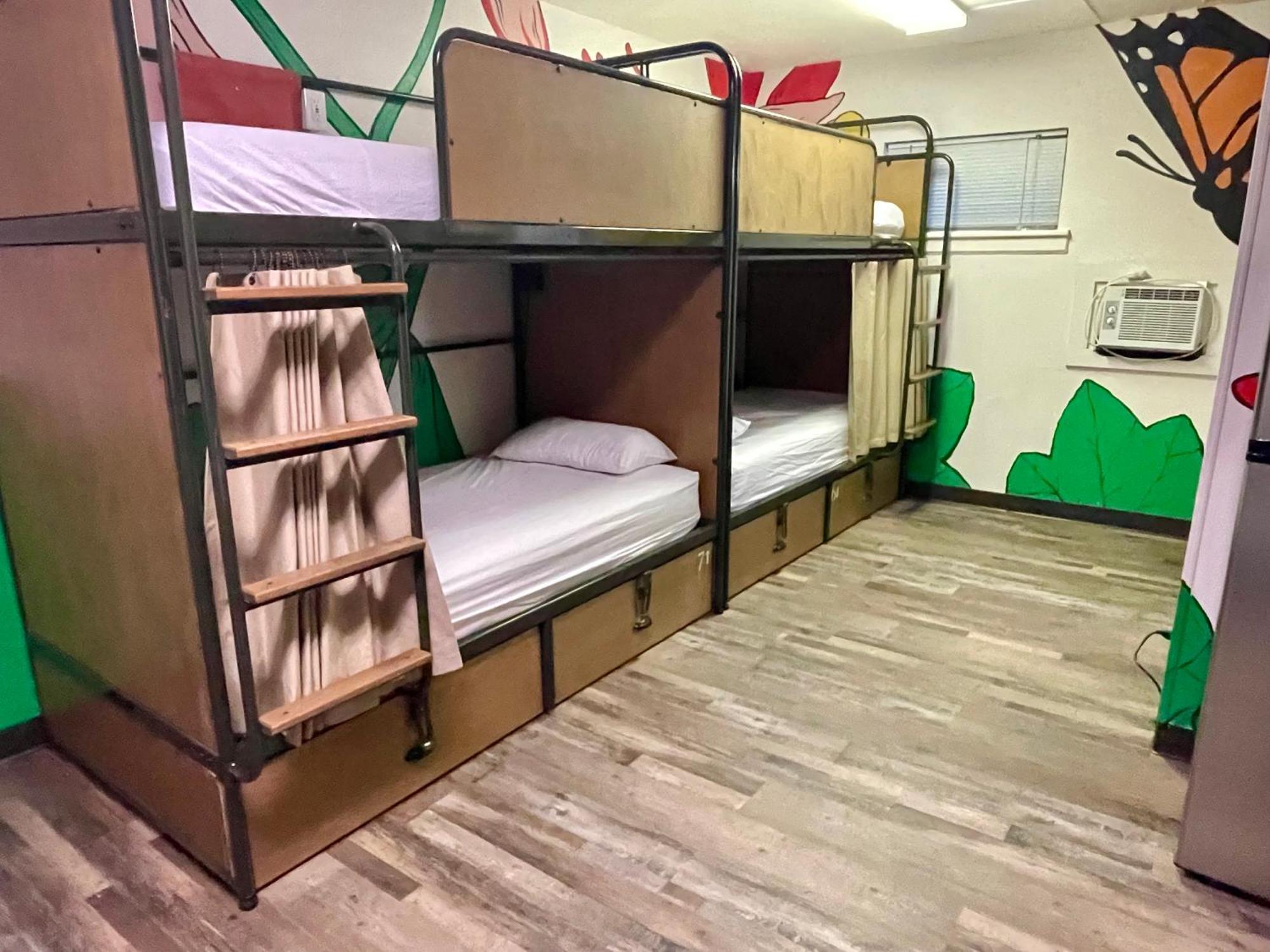 Rad Hostel Colorado Springs Bagian luar foto