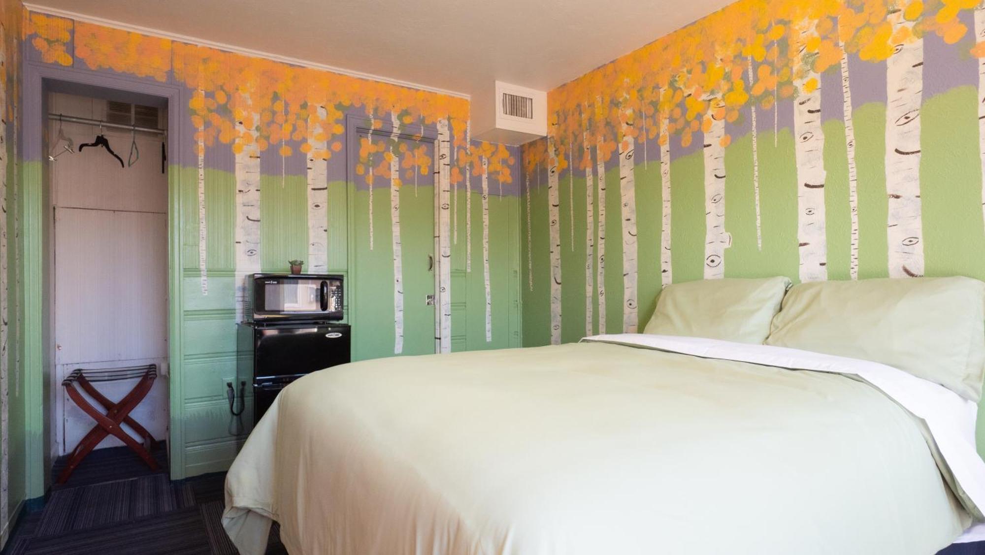 Rad Hostel Colorado Springs Bagian luar foto